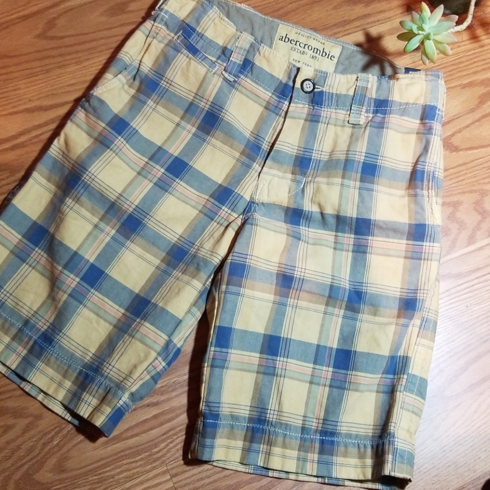 Abercrombie shorts size 12